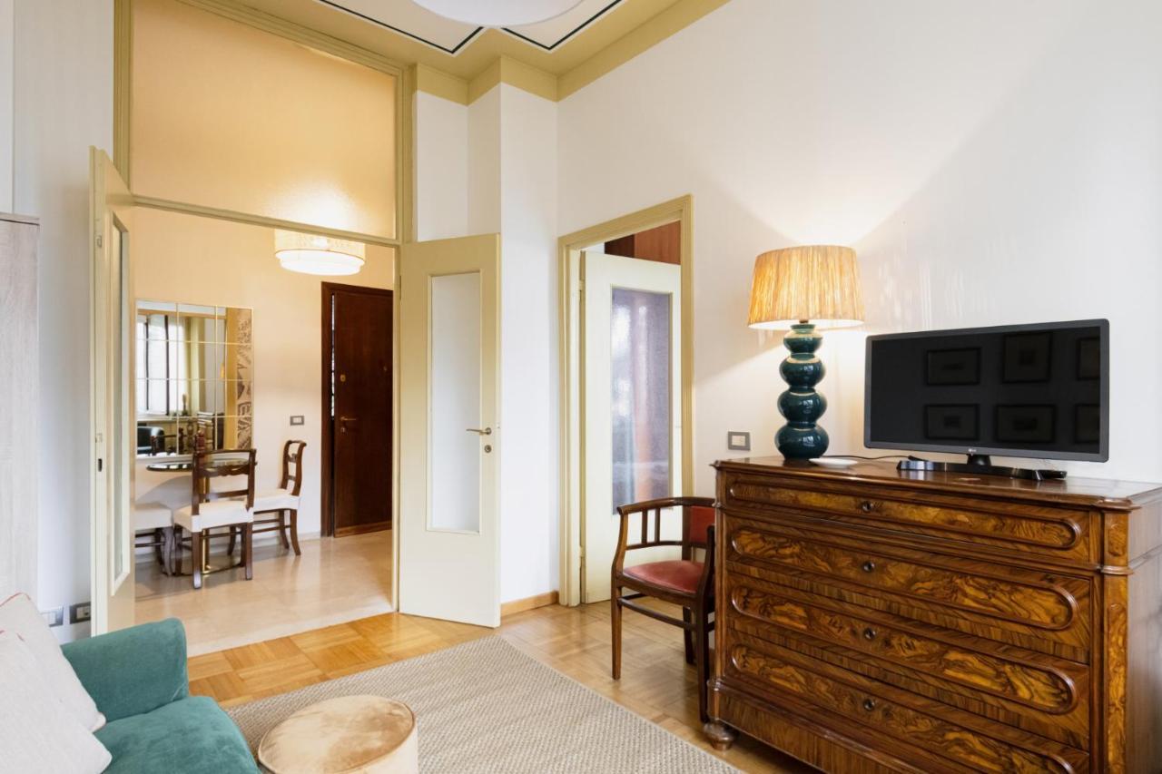 Easylife - Dimora Di Classe In Zona Conciliazione Milan Luaran gambar