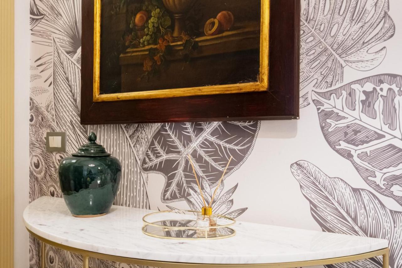 Easylife - Dimora Di Classe In Zona Conciliazione Milan Luaran gambar